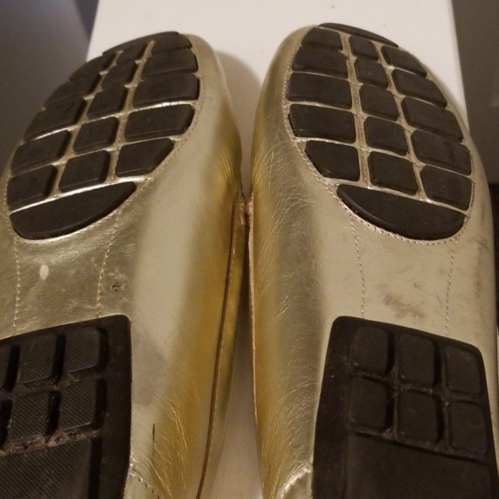 Shoes - Picture 4 of 8